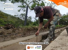 En Pozos Bajo estamos construyendo otro tramo de placa huella