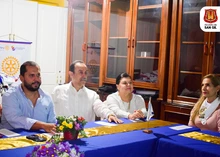 Reconocimiento por tantos años de labor social entregó el Club Rotario al Dr. Edgar Orlando Pinzón