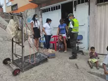 Jornada puerta a puerta charla educativa de libertad de género