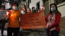 Desfile de faroles en el Día Internacional en Contra de la Violencia de la Mujer y Género