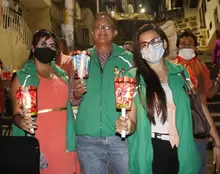 Desfile de faroles en el Día Internacional en Contra de la Violencia de la Mujer y Género