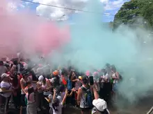 Gracias a los participantes de la caminata del color