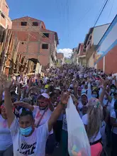 Gracias a los participantes de la caminata del color