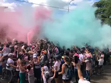 Gracias a los participantes de la caminata del color