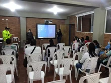 Se realizó acompañamiento a la Escuela de Padres del Colegio San Carlos