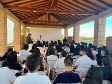 Se generó un espacio para trabajar con estudiantes sobre el proyecto de vida y motivación personal