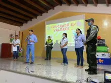 Charlas con nuestros niños y jóvenes sobre normas de convivencia escolar