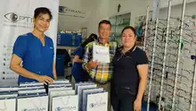 Adultos mayores se beneficiaron de lentes recetados