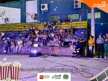Muchas crispetas y risas se vieron frente a una gran pantalla