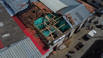 Casa de Mercado recibe “primeros auxilios” para arreglos urgentes