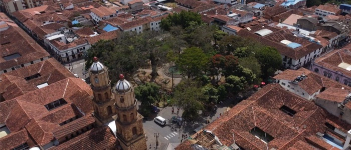 Alcaldía de San Gil pide a comerciantes cumplir con la norma para preservar el centro histórico